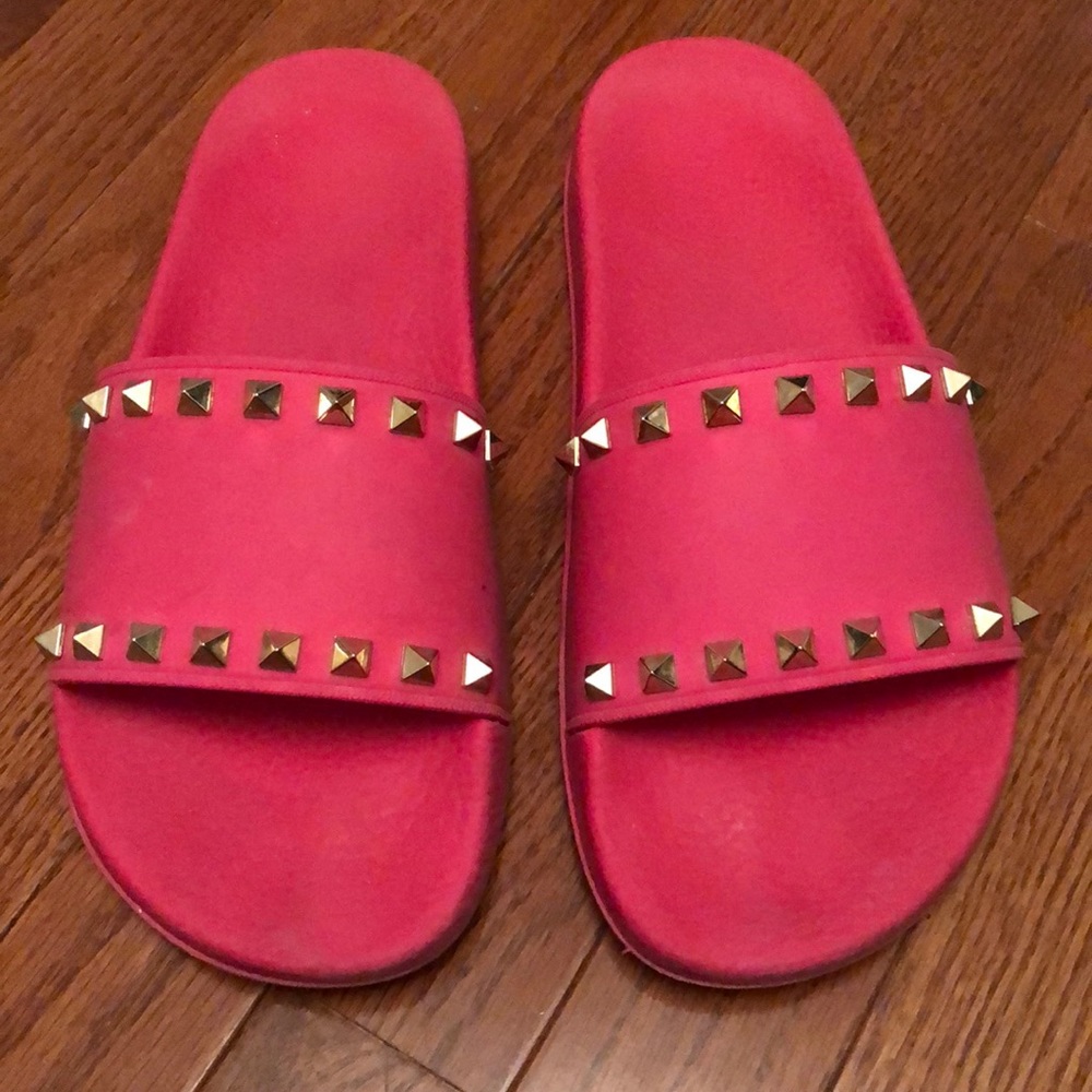 Valentino 39 hot pink shoe stud flats